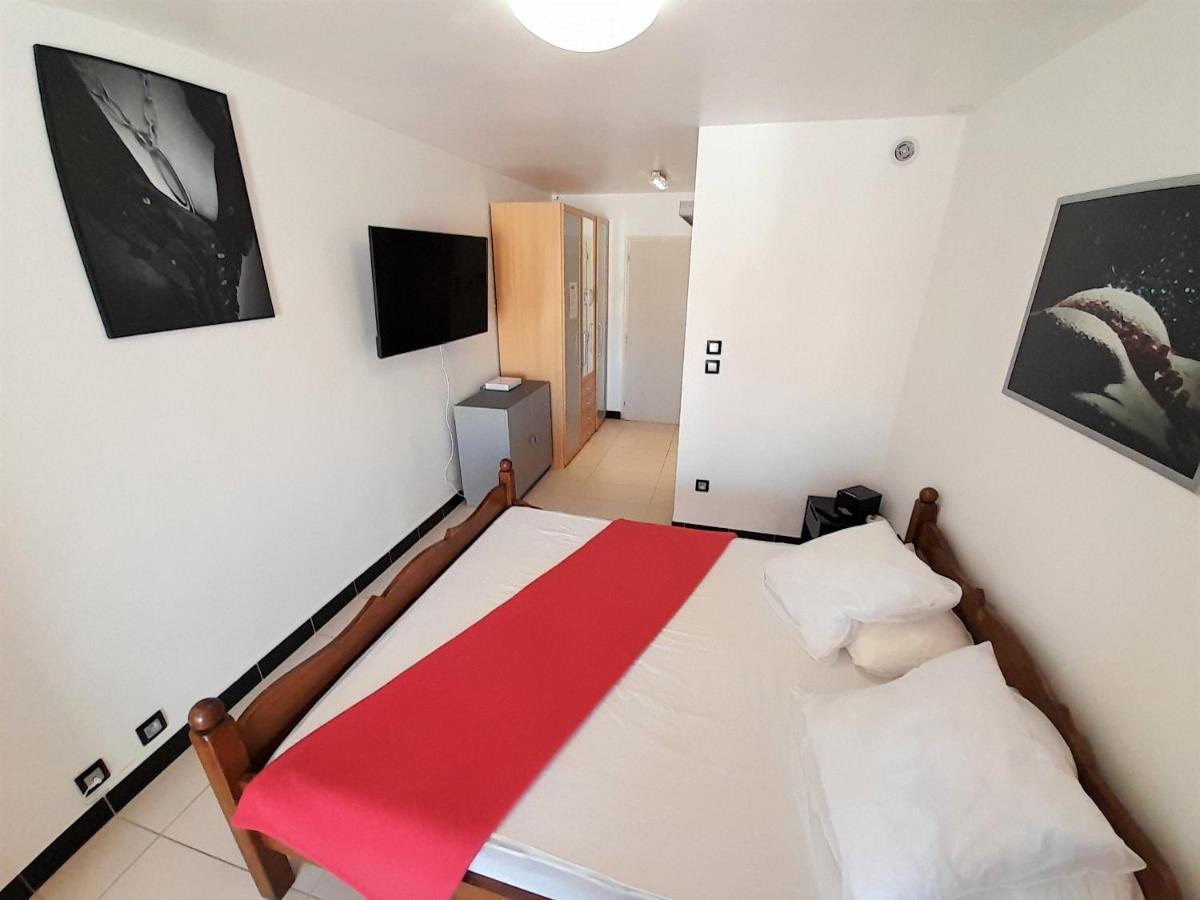 Studio Village Naturiste Devil Or Eden Agde Buitenkant foto